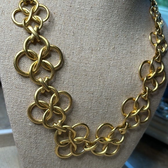 Stella And Dot Gold Crosby necklace - Picture 3 of 8
